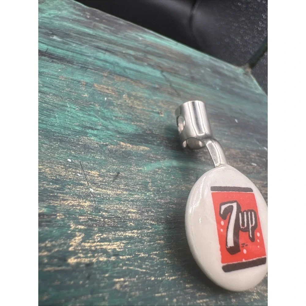 vintage 7-UP Soda celluloid advertising pencil clip Made In USA
